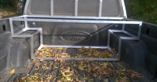 Уголок разнополочный 30х20 мм Уп 11.2000.501л Серебро